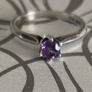 . 925 Silver Amethyst Ring